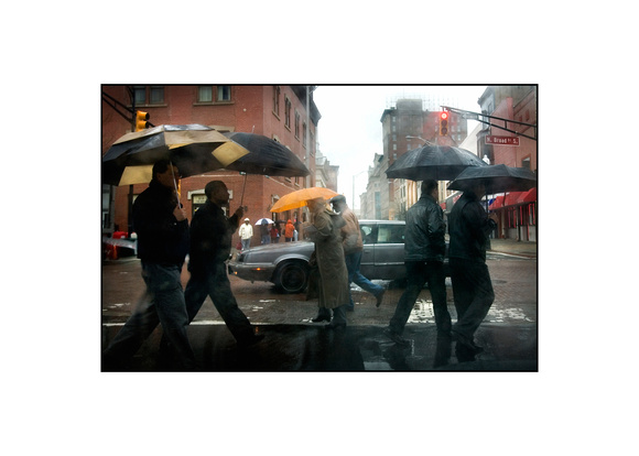 10_downtown-rain-16x24